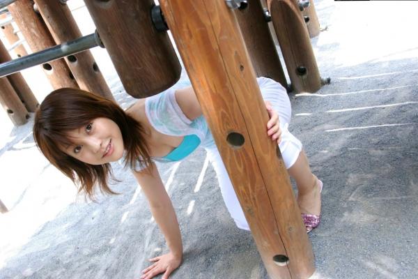    Graphis_Ayumi Motomura 元村あゆみ 甜美可人室内比基尼与户外清纯街拍写真[24P]第6张图片
