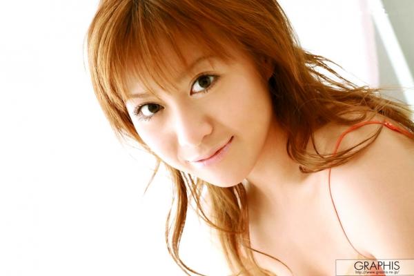    爱泽雏《Calmly Snow》日本清纯美女私房写真，精致蕾丝内衣诱惑，展现灵动曼妙姿态第24张图片