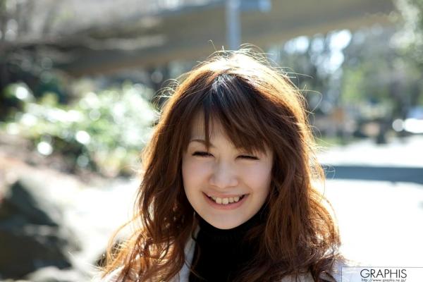    Graphis 桐原エリカ Erika Kirihara 初脱ぎ娘浴室湿身与私房系列写真集第2张图片