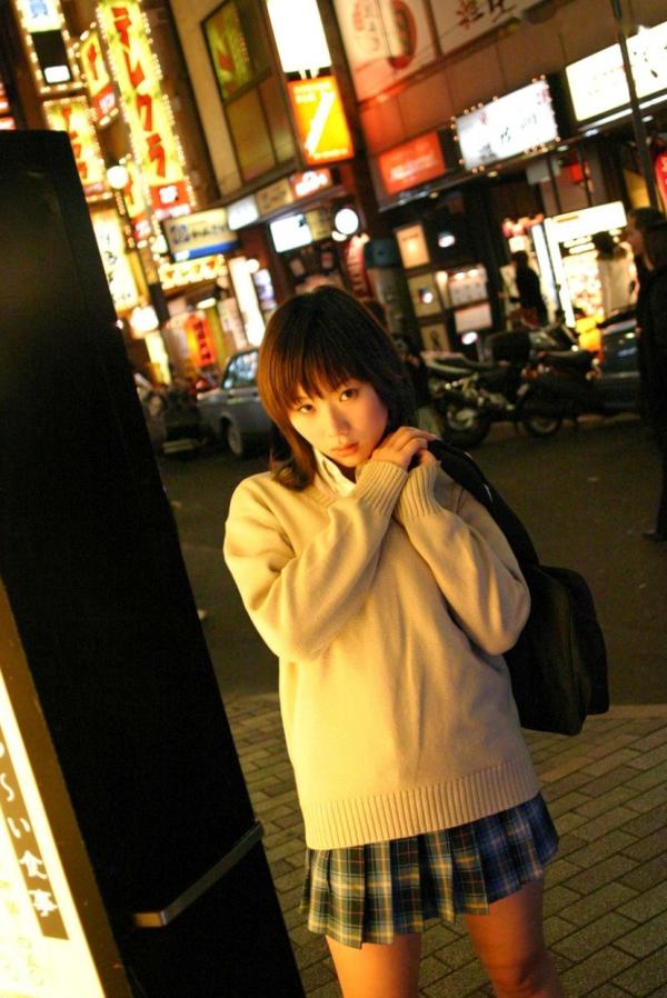    Graphis_橘日向《under rule》青春制服与活力比基尼写真集，元气少女街拍展现灵动校园风与火辣身姿[32P]第25张图片