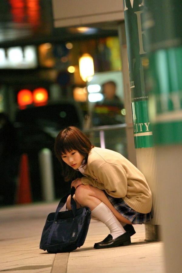    Graphis_橘日向《under rule》青春制服与活力比基尼写真集，元气少女街拍展现灵动校园风与火辣身姿[32P]第27张图片