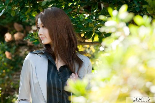    Graphis_桐原绘里香《New Deal》精选写真集，优雅成熟御姐私房诱惑拍摄第2张图片