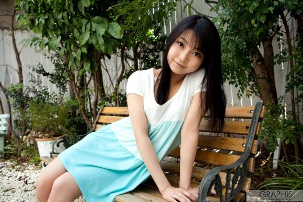    Graphis_葵千寻 First Gravure 初出茅庐写真集：甜美清纯邻家少女，治愈系诱惑清新呈现第2张图片