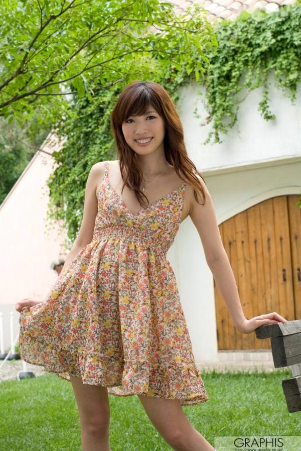    香月悠里Graphis唯美写真：清新少女与迷人内衣的诱惑定格第1张图片