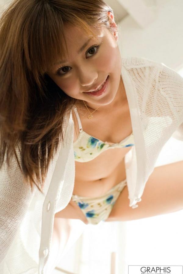    瑠川リナ写真集：清纯少女居家私房套图，Graphis系列日系女神绝美写真第32张图片