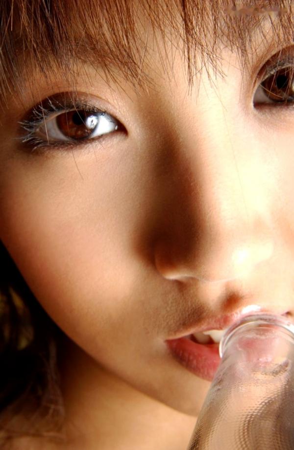    Graphis森村はるか写真集：草莓比基尼与花卉内衣的清纯湿身诱惑第16张图片