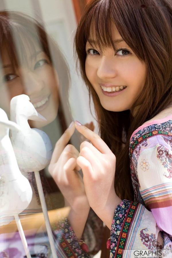    Graphis_Rina Ishihara 石原莉奈《First Gravure》清纯治愈系甜美居家写真集[35P]第2张图片