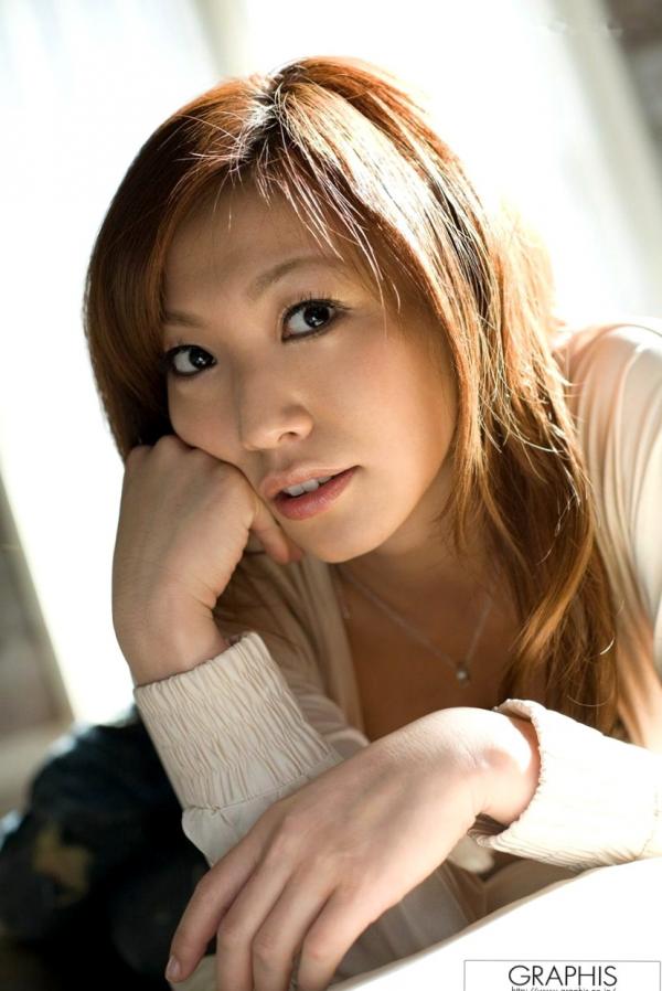    Graphis春風えみ《Escalation》室内家居风写真，温婉气质与私房生活感呈现，尽显日系魅力第11张图片