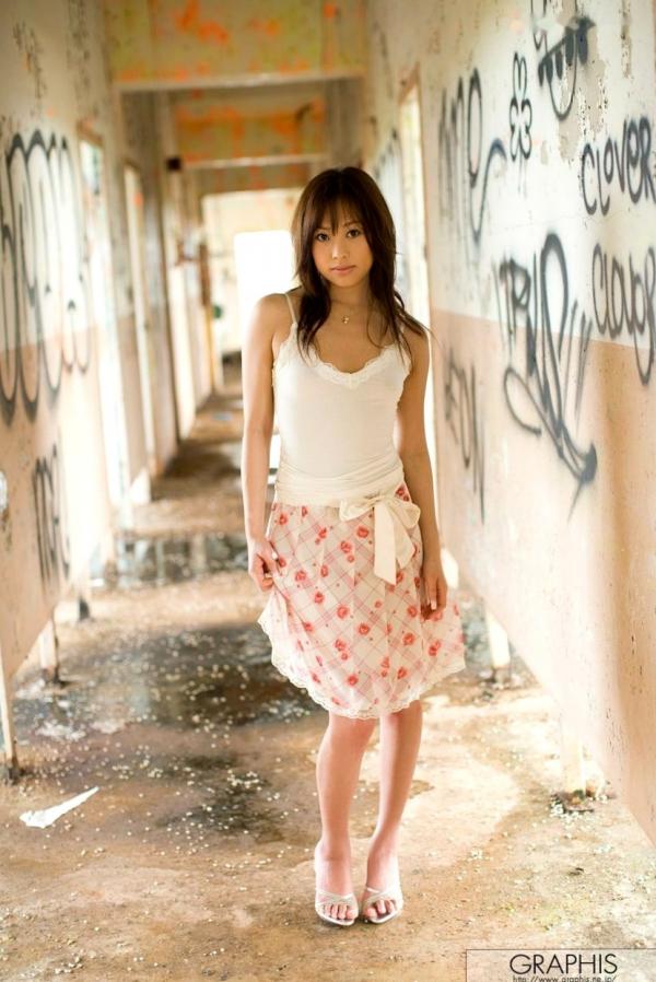    Graphis精选：日本清纯女神吉原美那(Mina Yoshihara)初出镜唯美写真私房集第4张图片