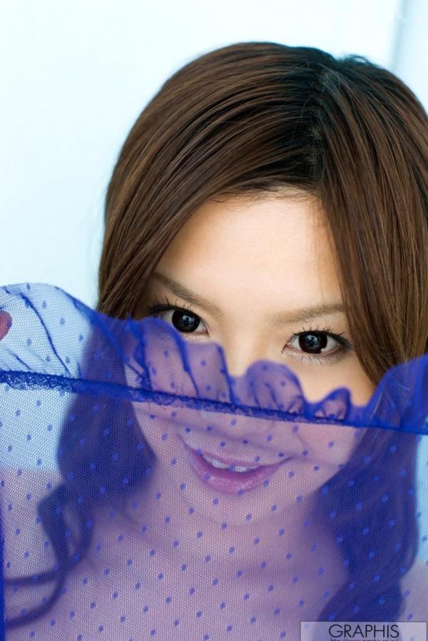    Graphis 栗林里莉 Riri Kuribayashi 清纯少女初露锋芒，甜美童颜私房居家写真第42张图片