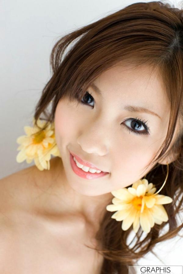    Graphis_茅ヶ崎リサ/茅之崎里沙《Pure Sunflower》高清写真集，萌系女神清纯居家私房套图，甜美笑容清新诱惑第13张图片