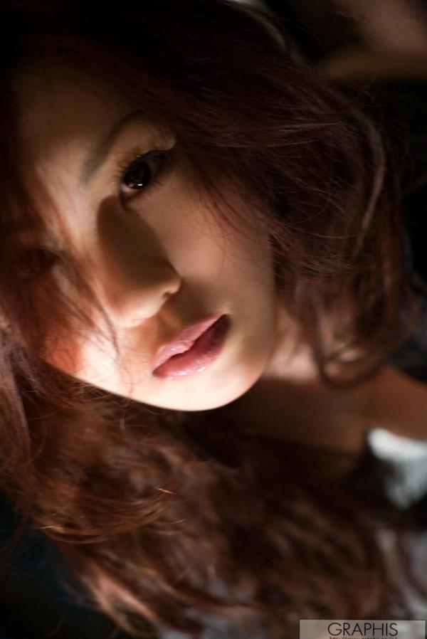    篠原凉(Ryo Shinohara) - Graphis写真集：私房诱惑与户外灵动，尽显成熟女性的优雅姿态 [30P]第28张图片