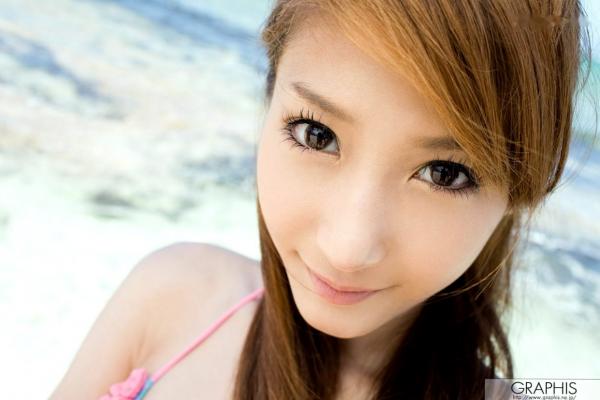    Graphis 绫波芹《Ocean》写真集：清纯甜美与性感比基尼的夏日海滩诱惑第5张图片