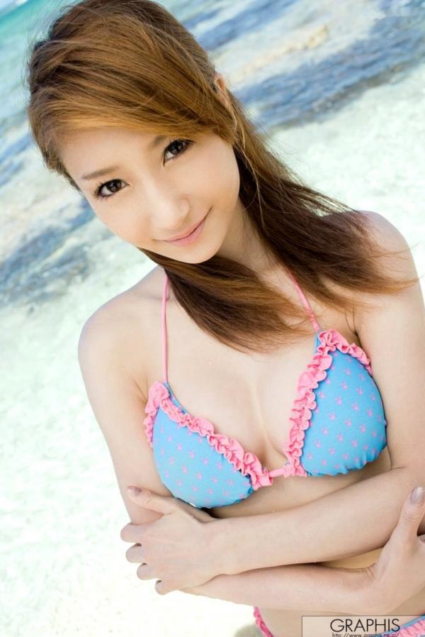    Graphis 绫波芹《Ocean》写真集：清纯甜美与性感比基尼的夏日海滩诱惑第6张图片
