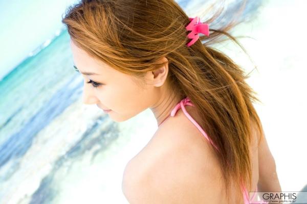    Graphis 绫波芹《Ocean》写真集：清纯甜美与性感比基尼的夏日海滩诱惑第9张图片