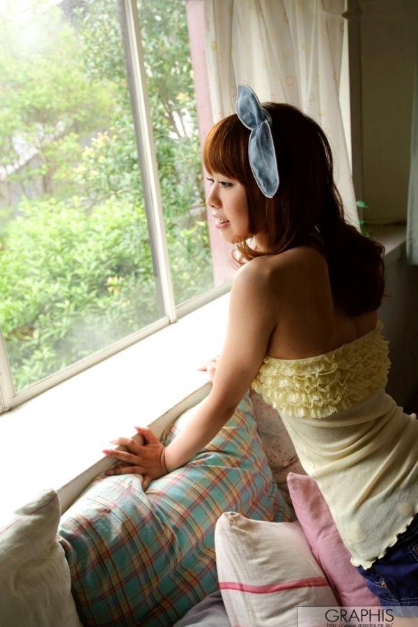    Graphis_樱花绘理《Springtime》清新比基尼私房写真，定格春日唯美诱惑与少女姿态第17张图片