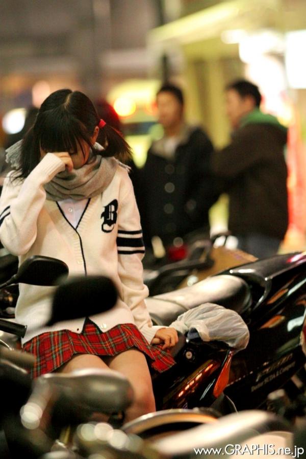    Graphis_Yaya Ogata 绪方やや《Innocent World》校园清纯私房写真集，日系校服演绎邻家妹妹甜蜜诱惑第24张图片