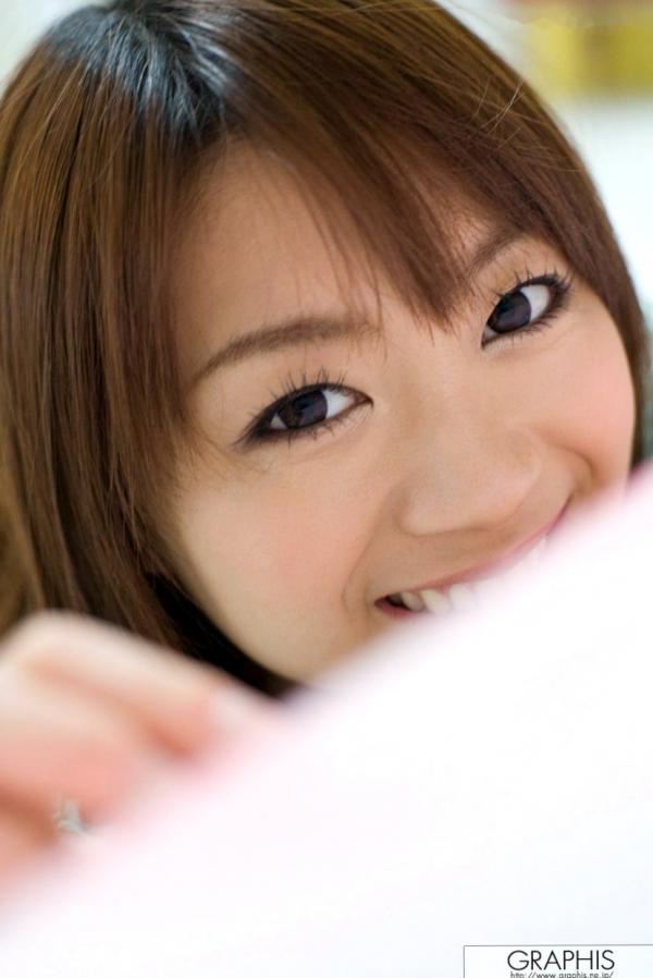    Graphis秋元まゆ花写真：清纯居家针织私房照与夜色街头黑色内衣诱惑，展现极致野性与甜美风格第41张图片