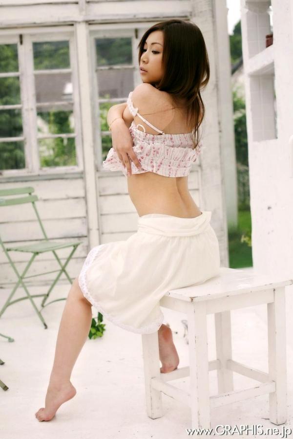    Graphis小林爱弓 Ayumi Kobayashi 初次写真私房摄影，清新自然诱惑居家风格，绝美身姿展现青春活力[30P]第10张图片