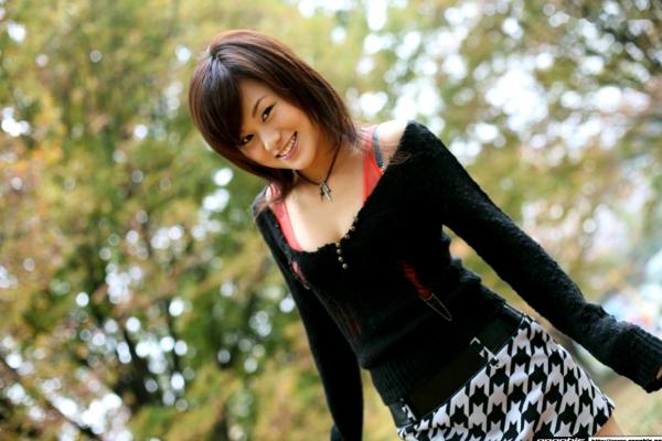    Graphis_Hikaru Hayami 速水ひかる(速水光) 街拍与室内私房系列写真，青春活力与性感诱惑的初尝试第7张图片