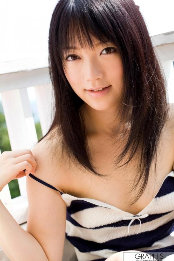    Graphis_乙井荠 First Gravure清新初出写真集：海边与室内的静谧时光（清纯日系女神）第8张图片