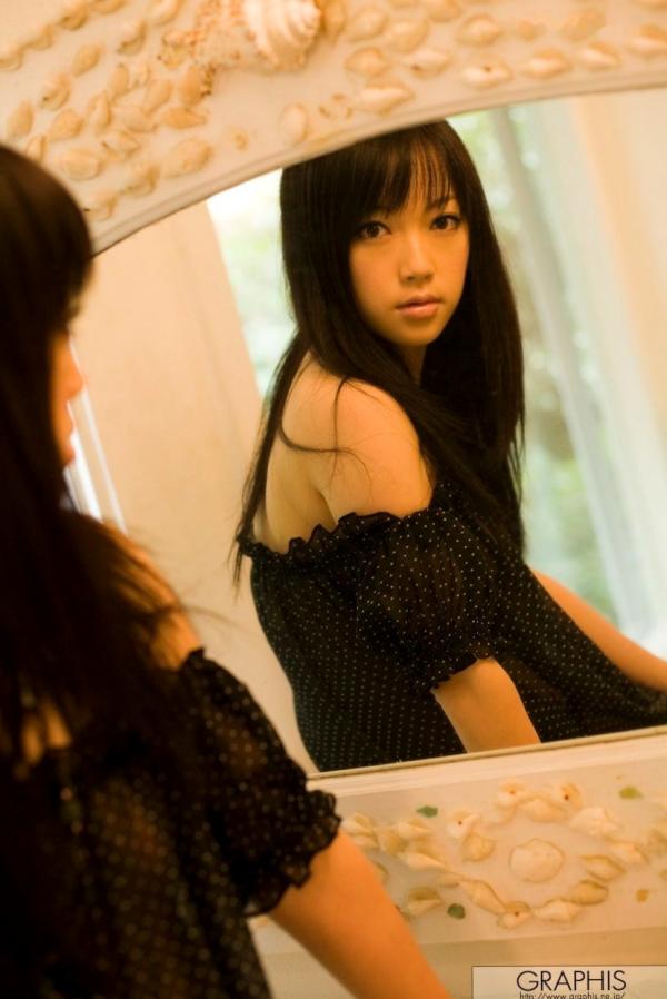    Graphis_乙井荠 First Gravure清新初出写真集：海边与室内的静谧时光（清纯日系女神）第24张图片
