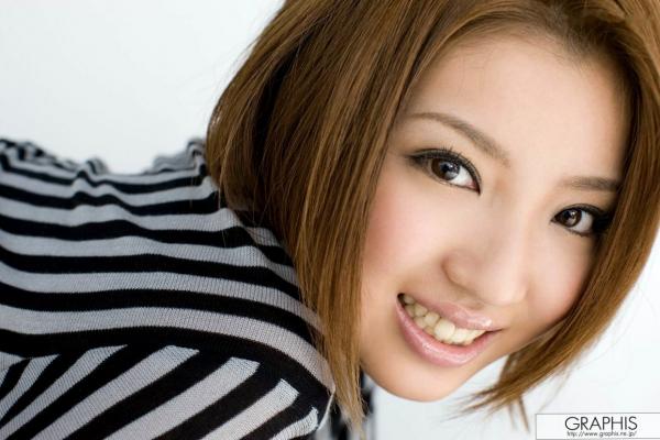    麻生香月 (Kazuki Asou) Graphis写真，短发清纯诱惑，清新居家私房，尽显日系甜美与性感魅力第37张图片