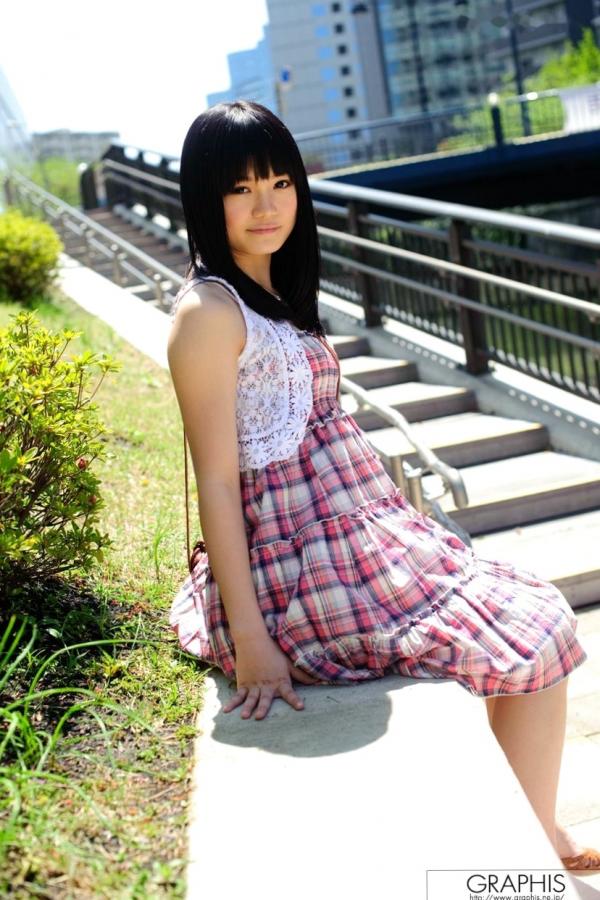    Graphis_荣仓爱/荣仓あい First Gravure 纯爱初绽：清纯少女户外踏青与居家私房内衣写真集[39P]第1张图片