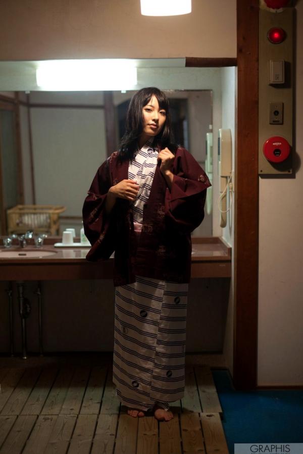    Graphis由爱可奈《A to Z》写真集：清新少女外景旅拍与温馨居家私房记录第20张图片