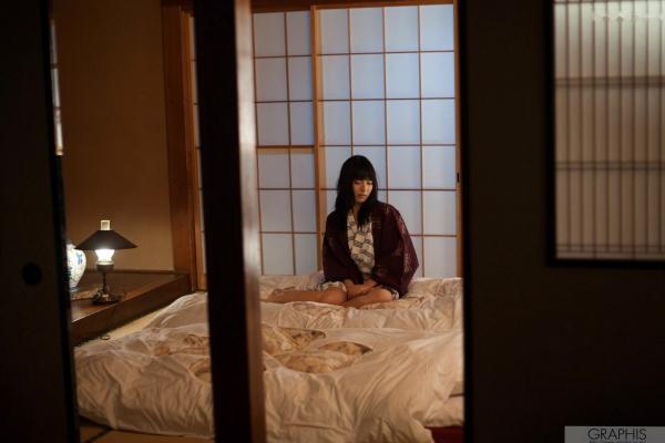    Graphis由爱可奈《A to Z》写真集：清新少女外景旅拍与温馨居家私房记录第23张图片