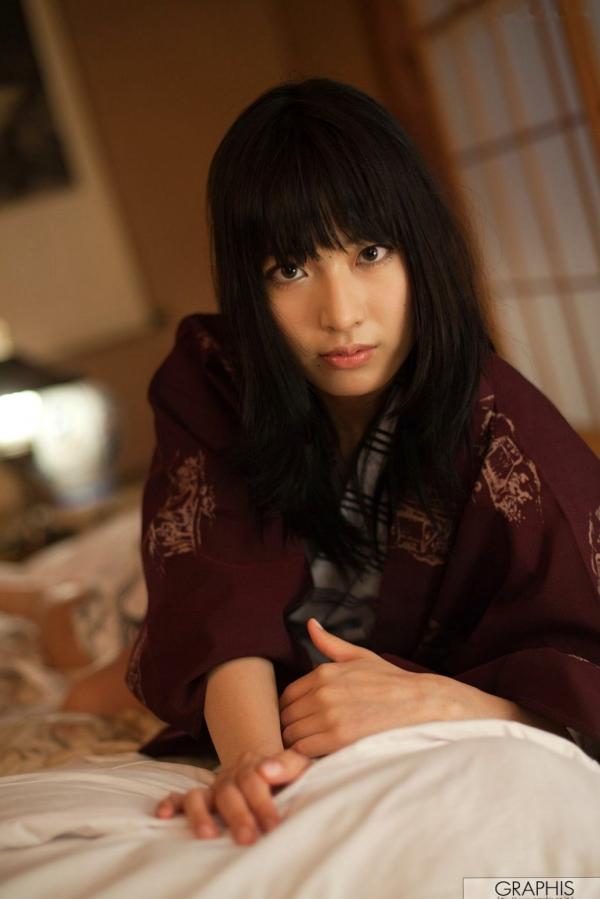    Graphis由爱可奈《A to Z》写真集：清新少女外景旅拍与温馨居家私房记录第24张图片