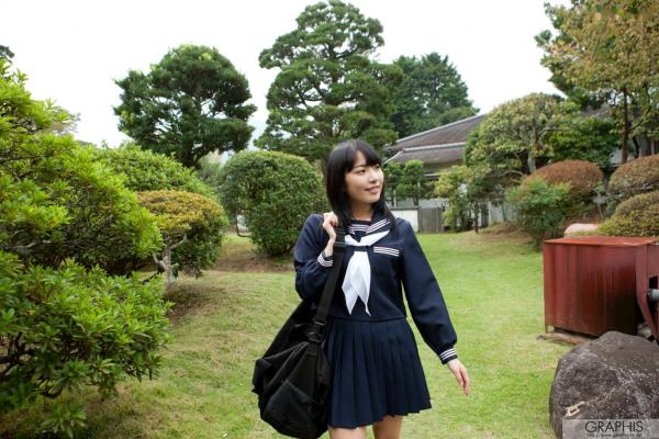    Graphis由爱可奈《A to Z》写真集：清新少女外景旅拍与温馨居家私房记录第30张图片