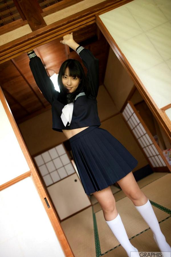    Graphis由爱可奈《A to Z》写真集：清新少女外景旅拍与温馨居家私房记录第37张图片