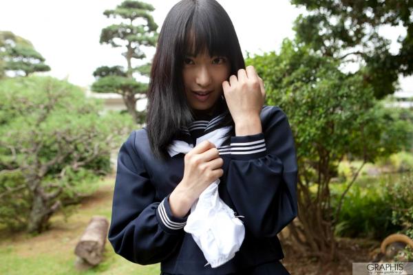    Graphis由爱可奈《A to Z》写真集：清新少女外景旅拍与温馨居家私房记录第46张图片