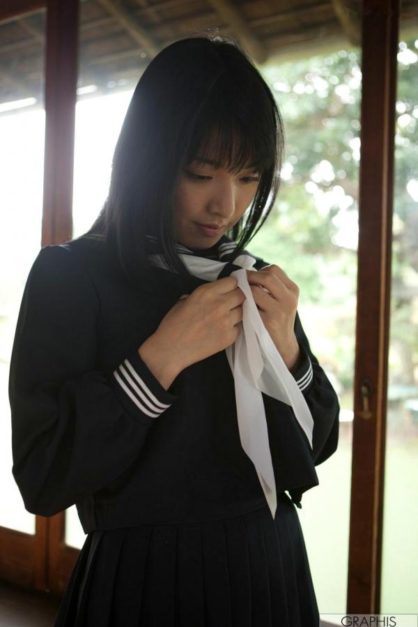    Graphis由爱可奈《A to Z》写真集：清新少女外景旅拍与温馨居家私房记录第49张图片