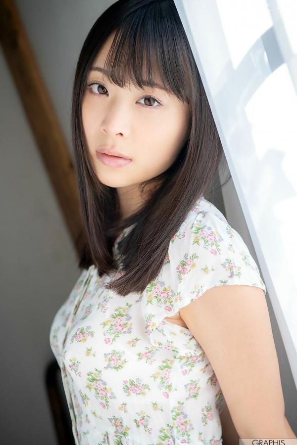    Graphis美女吉岡ひより精选写真：清纯甜美与性感私房的精致邂逅第6张图片