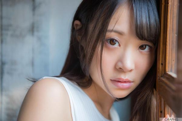    Graphis美女吉岡ひより精选写真：清纯甜美与性感私房的精致邂逅第9张图片