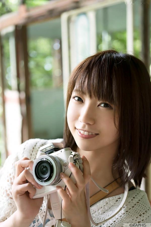    Graphis 户田真琴 Makoto Toda 写真集：日系清纯风格，居家少女灵动瞬间，元气满满的治愈系私房影像第2张图片