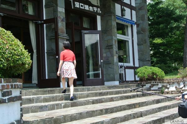   Graphis_ 初脱ぎ娘 No.171 三宮つばき Tsubaki Sannomiya 户外清新度假风与私房写真气质集锦第43张图片