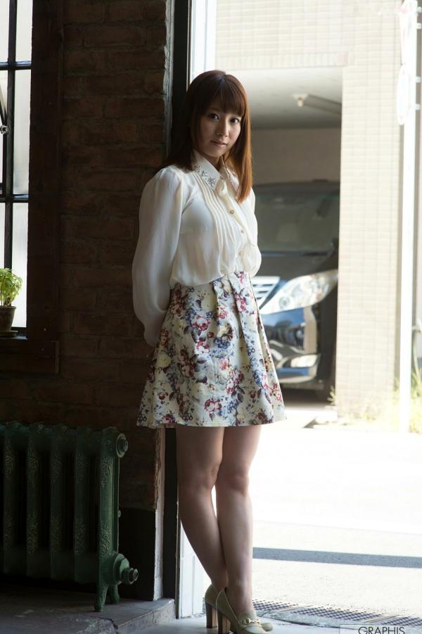    Graphis_初川みなみ/初川南《Ordinary World》写真集：校服物语与内衣诱惑，展现清纯迷人魅力第2张图片