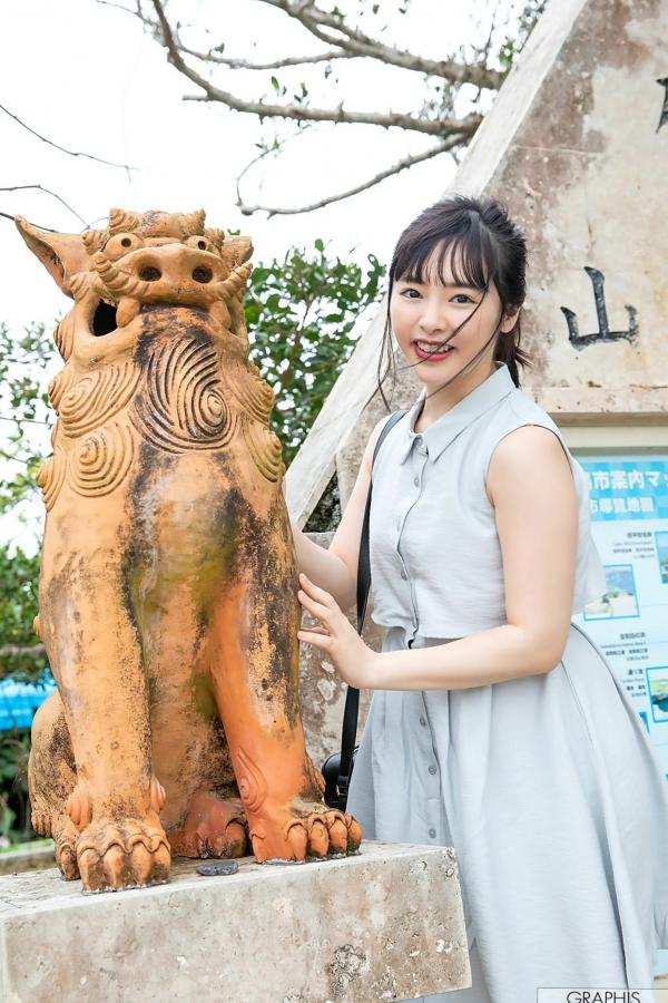    Graphis小仓由菜《Yunacent Cute》写真集：清纯少女户外休闲风，元气满满甜美治愈瞬间第23张图片