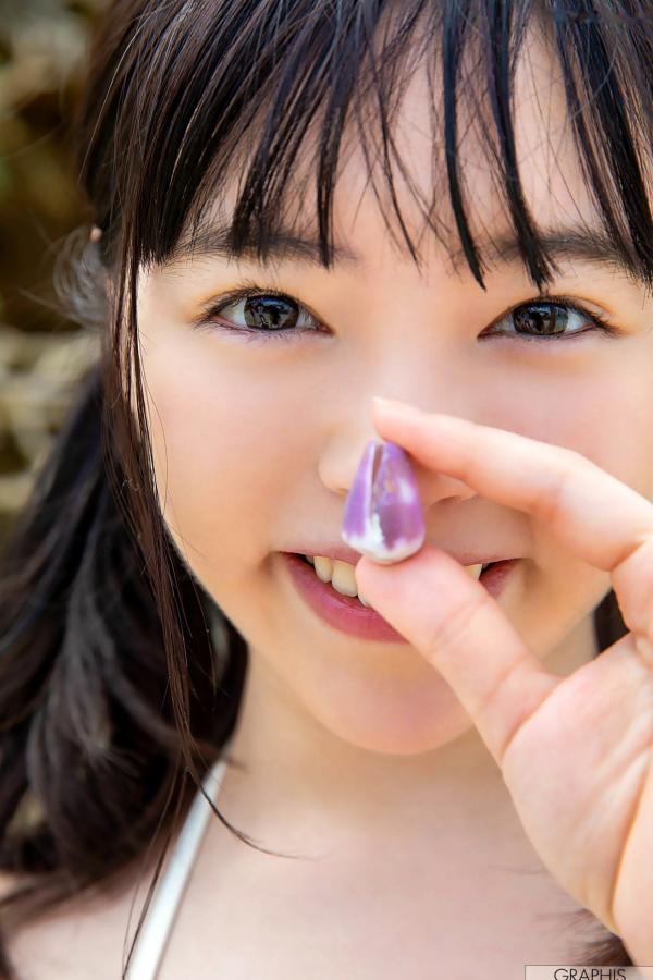    Graphis小仓由菜《Yunacent Cute》写真集：清纯少女户外休闲风，元气满满甜美治愈瞬间第48张图片