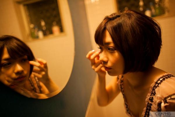    Graphis_成海うるみ(広瀬りりあ)精选私房写真集：清纯短发诱惑与居家内衣的极致魅力[32P]第31张图片