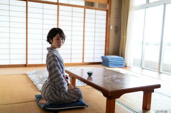    Graphis_藤江史帆《Pele clara》图片写真集，清新短发日系私房，甜美治愈系尤物第64张图片
