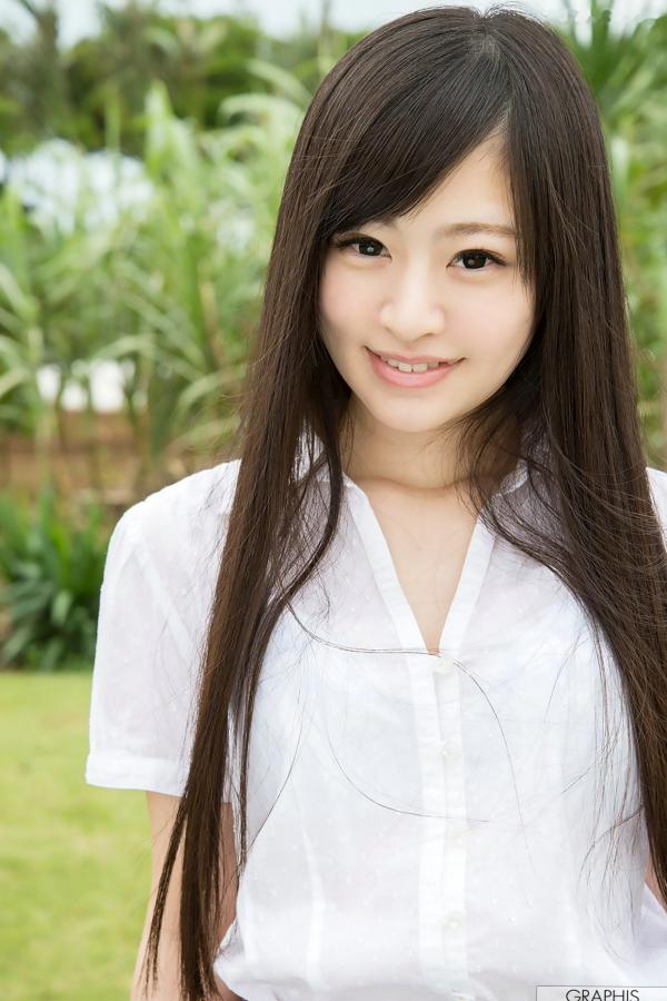   Graphis_桃尻かのん 桃尻华音私房写真：从户外清纯少女到室内黑丝诱惑，极品美臀与迷人曲线[52P]第2张图片