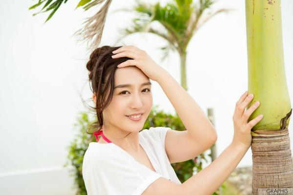    Graphis_Iori Kogawa 古川いおり《IORI》写真集 - 清纯比基尼泳池戏水系列第49张图片
