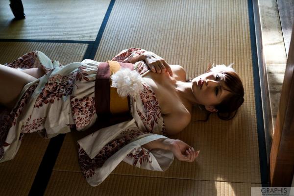    立花陽未《We Rise》精美写真：居家私房清新衬衫诱惑，定格治愈系女神优雅时刻第11张图片