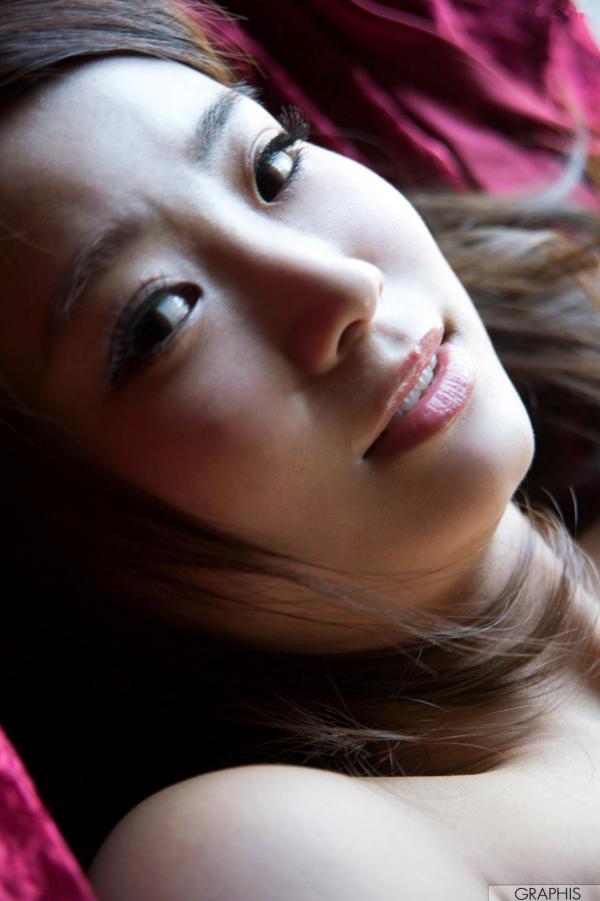    Graphis深田奈奈《Natural-Busty-Girl!》户外洗车比基尼泳装性感写真第50张图片