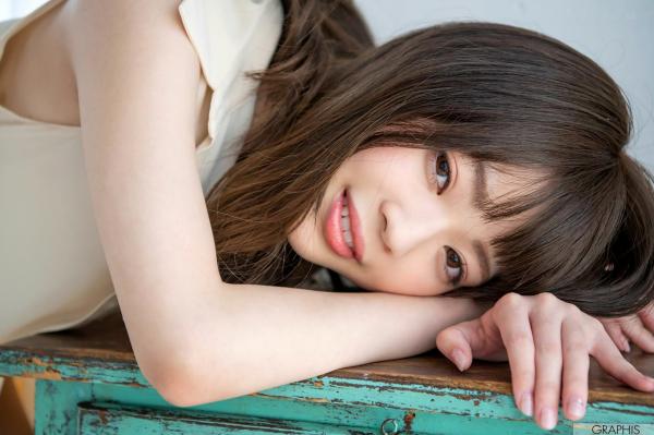    Graphis系列：槙泉奈（Maki Izuna）清纯私房写真集，展现唯美白嫩肌肤与诱惑美臀之美第13张图片