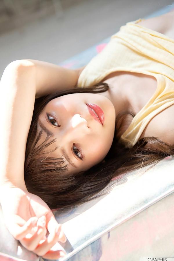    Graphis系列：槙泉奈（Maki Izuna）清纯私房写真集，展现唯美白嫩肌肤与诱惑美臀之美第32张图片